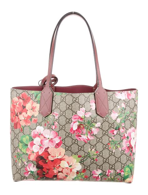 Gucci Small Reversible Gg Blooms Tote Handbags Guc94920 The Realreal