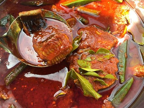 Rasa pedas dan masam menu asam pedas ikan pari ni cukup menambat selera. Resepi Asam Pedas (Asli dari Melaka!) - Saji.my