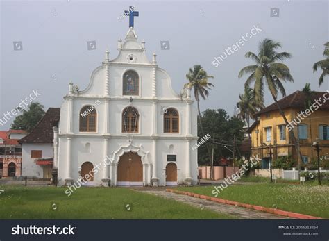Our Lady Hope Church Vypeen Kochin Foto Stok 2066213264 Shutterstock