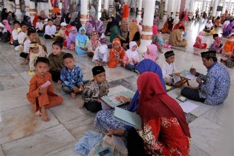 Biasiswa yayasan bank rakyat 2020 | berita baik kepada pelajar pengajian tinggi yang memerlukan bantuan pelajaran atau biasiswa. YBM BRI Beri Pelatihan Alquran Metode Maisura - Yayasan ...