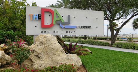 Artapt Art Apt At Dali Museum Tampa