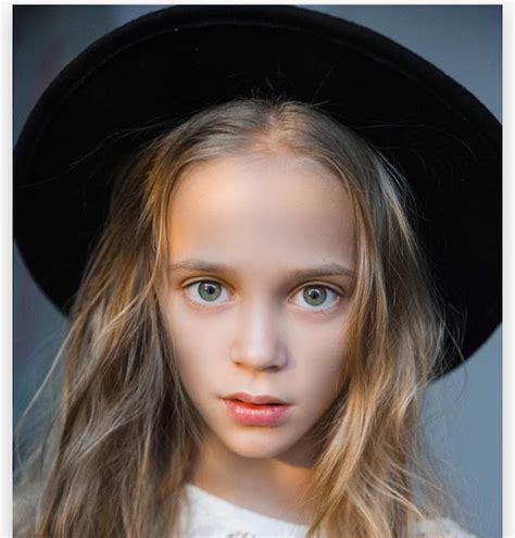 Alisa Samsonova Preteen Models Galleries