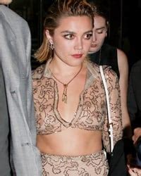 Florence Pugh Shows Off Her Nude Tits In Paris
