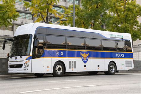 New FCEV(Fuel Cell Electric Vehicle) South Korean Police Bus : r/PoliceCars