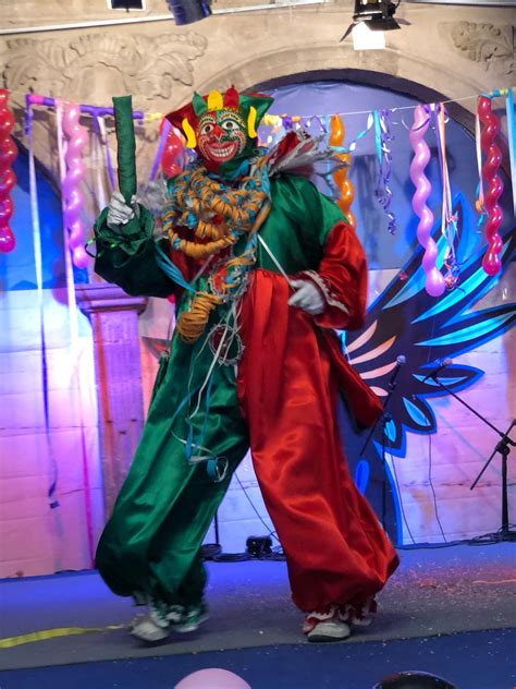 Hora loca y batukada show sin límites. Ministerio de Culturas presenta agenda oficial de los ...