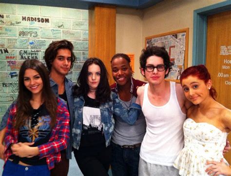 Ariana Grande In Victorious Season 3 Picture 67 Of 68 Victorious Nickelodeon Victorious