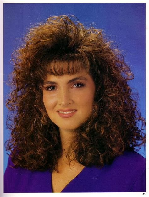 The 1980s hairstyles for women were blunt and bold and looked trendy on all sorts of women. Page 031 - Medium 08 | 80s big hair, 1980s hair, Rocker hair