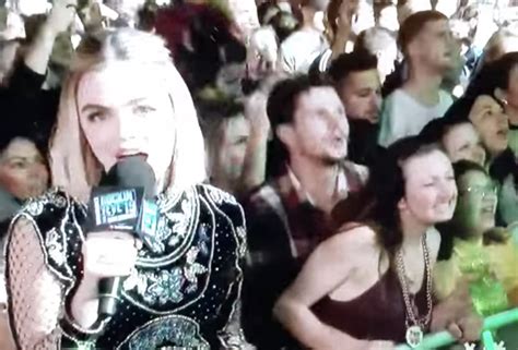 Couple Celebrate New Years Eve By Banging Live On National Television In New Orleans Dimsum Daily