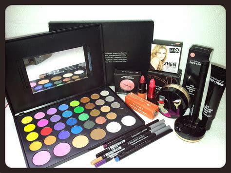 Mac complete makeup kit - Makeup