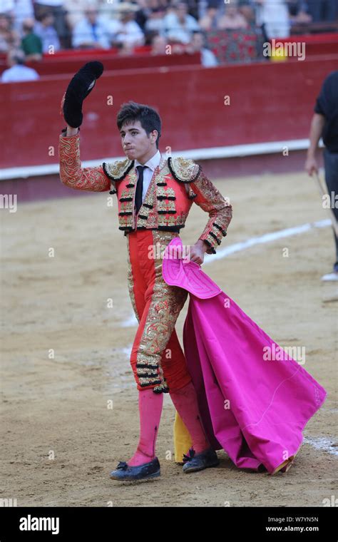 Spanish Bullfighter Costume Hi Res Stock Photography And Images Alamy