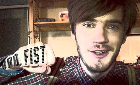 Felix arvid ulf kjellberg (born october 24, 1989), better known online as pewdiepie (or simply pewds, formerly pewdie), is a swedish youtuber, comedian, vlogger, gamer. PewDiePie Breaks 20 Million YouTube Subscribers