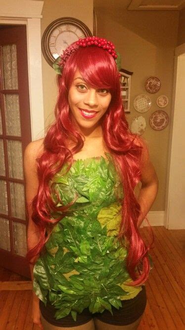 I had this idea for the ivy to become one with her, growing up through the face. Poison ivy! Homemade costume and got my wig from eBay! Had so much fun with this!!! | Homemade ...