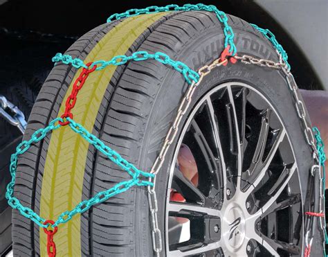 How To Put On Snow Chains And Drive Safely Les Schwab