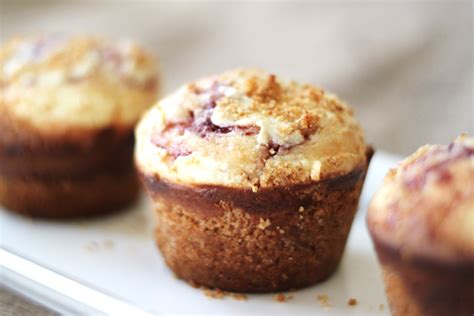 cheesecake muffins berry triple muffin cheese crust cake cream