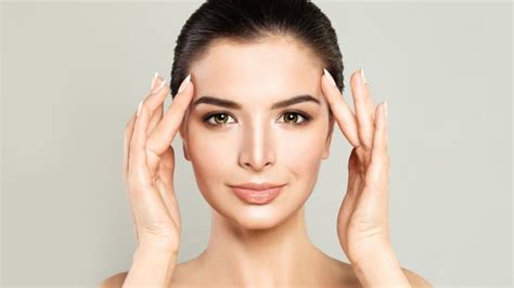 5 Best Anti Ageing Face Massages For Glowing Skin Healthista