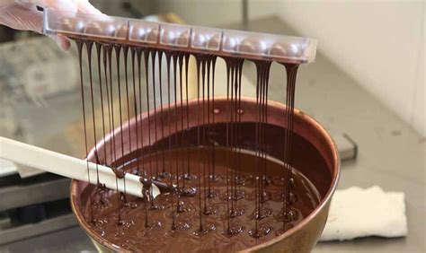 Guide To Chocolate Tempering King Arthur Baking