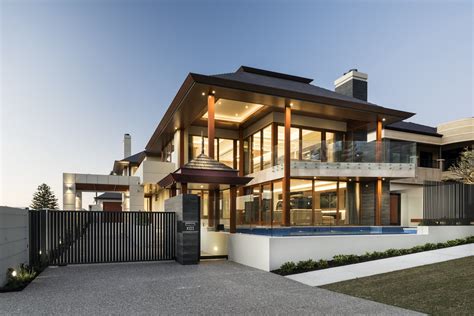 How Have Modern Homes Modified With Attractive Luxury Home Designs By