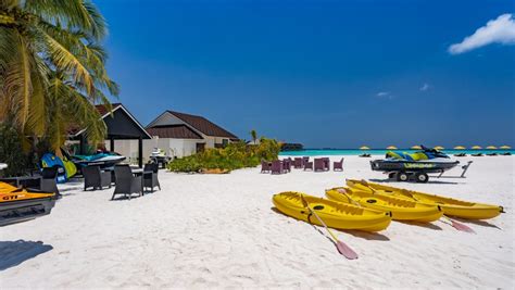 Fulhangi Dive School Dhigufaru Island Resort Maldives