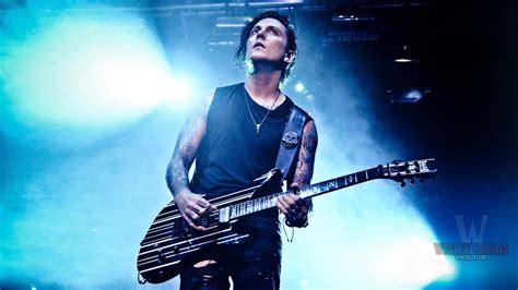 Synyster Gates 2019 Wallpapers Wallpaper Cave