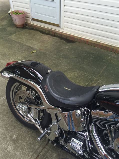 How do you'all feel about those corbin solo seats? Corbin Hollywood Solo Seat (stingray) Harley Softail ...