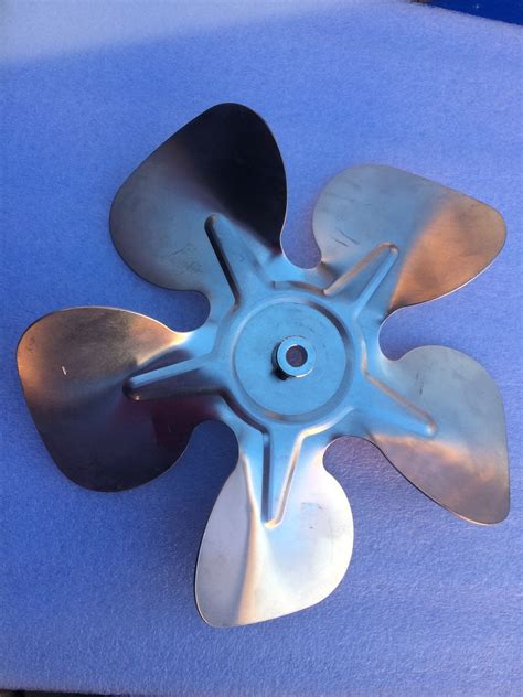 8 Aluminum Single Piece Fan Blade With Hub516bore33degreesccw