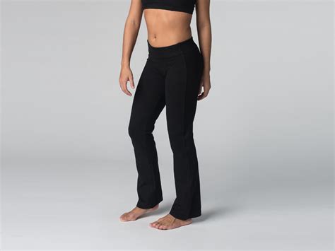 Pantalon de yoga Chic 95 coton Bio et 5 Lycra Noir Vêtements de