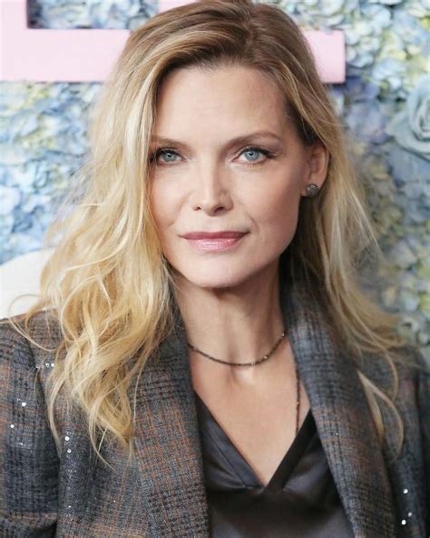 Pin By Catherine Zierke On Michelle Pfeiffer Womens Hairstyles Hair