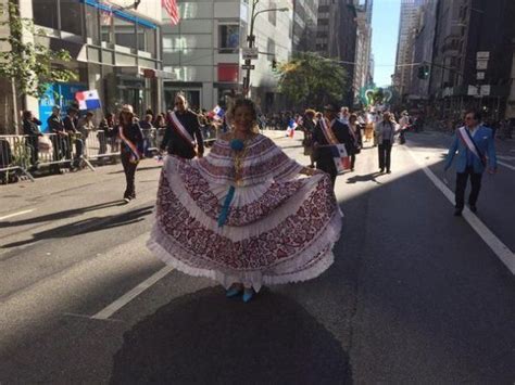 Panameños Se Lucen En El Desfile De La Hispanidad En Ny