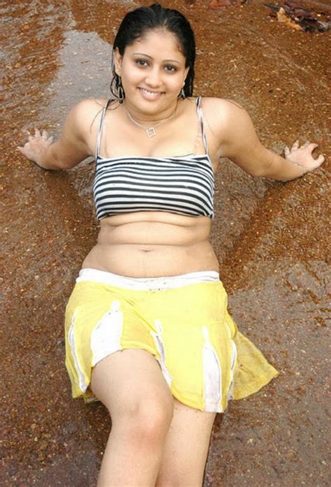 Spicy Modelz Amrutha Valli Hot Swim Suit Pics