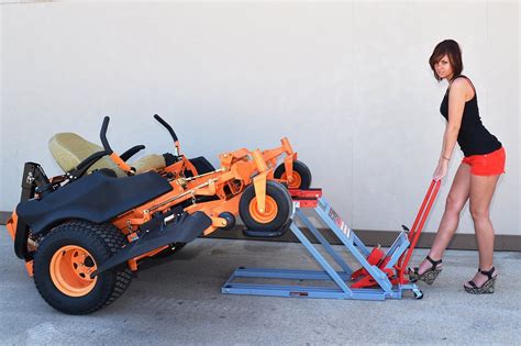 Lawn Tractor Lifts At Garden Equipment
