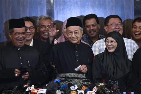 Current local time in locations in malaysia with links for more information (23 locations). Malaysia Elections 2018: Mohamad Mahathir Promises Change ...