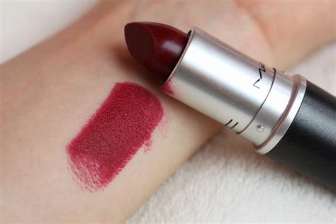 Girly Frame Mac Lipstick In Diva Review And Swatch