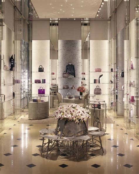 Boutique Dior Revêtement De Sol En Tavel Store Interiors Retail