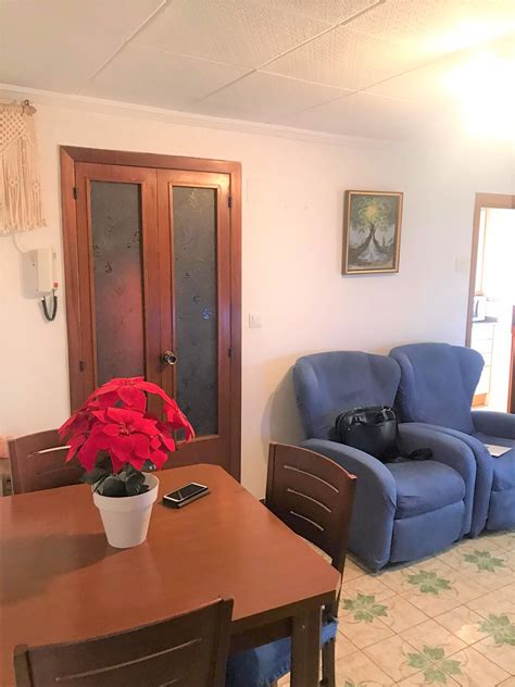 Venta de piso, planta baja, 2 habitaciones, 1 baño, mobiliario: Piso en venta en via Favència Nous Barri - ERECAT