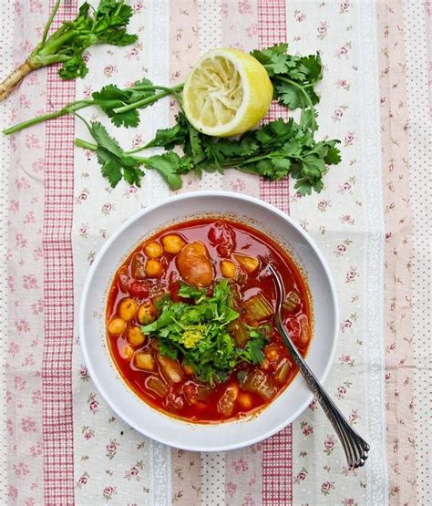 Root vegetables, spices, chickpeas and lentils come together beautifully in this moroccan inspired harira soup,a filling one pot meal. Moroccan Chickpea Soup | Moroccan chickpea soup, Recipes ...