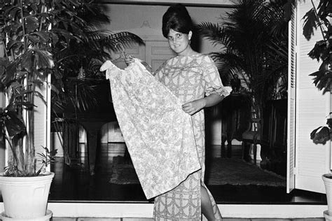 A Loss To The Fashion World Lilly Pulitzer Dies At 81