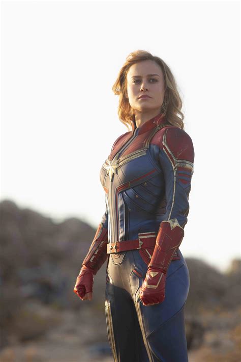 Captain Marvel ブリーラーソン主演のディズニーマーベル初の戦うヒロイン映画キャプテンマーベルが海外版の新しい