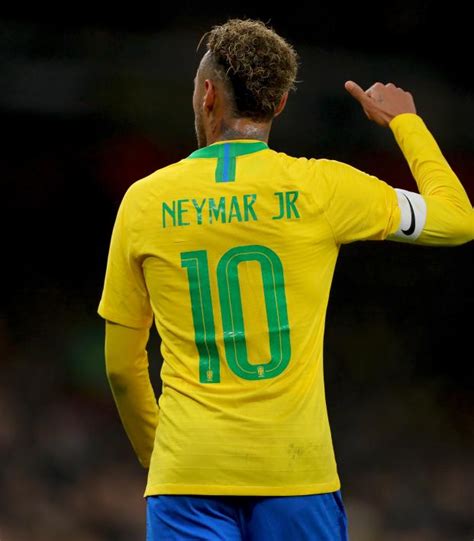 Neymar Jr In Brazil Uniform