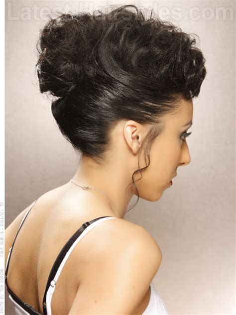14 Easy Hairstyles Any Woman Can Do