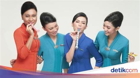 10 Seragam Pramugari Paling Stylish Etihad Sampai Garuda Indonesia