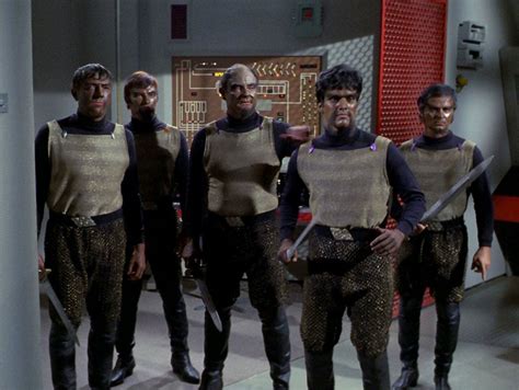 The Klingon Language Is Star Treks Secret Empathetic Weapon Star Trek