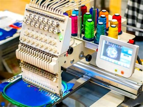 10 Best Commercial Embroidery Machine Reviews 2020