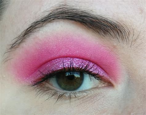 On Wednesdays We Wear Pink Eyeshadow Rmakeuplounge