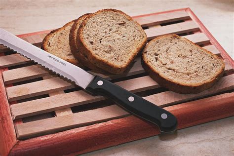 The Best Bread Knife Serrated To Buy In 2021