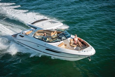 Sea Ray 350 SLX Boating Mag