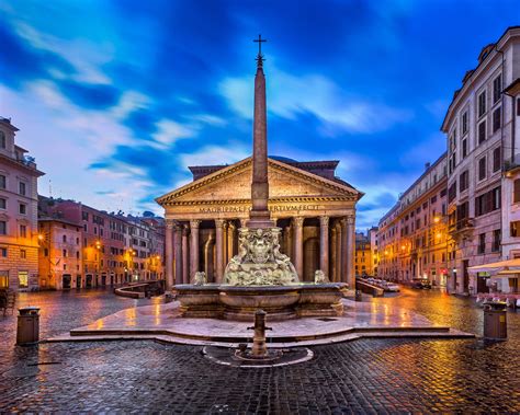Download Ancient Pantheon In Rome Wallpaper