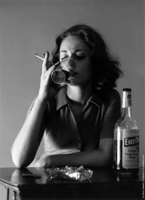 22 Vintage Photographs That Capture Women Smoking