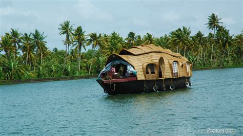 Photo Of A Houseboat In Kerala Backwater Wallpaper