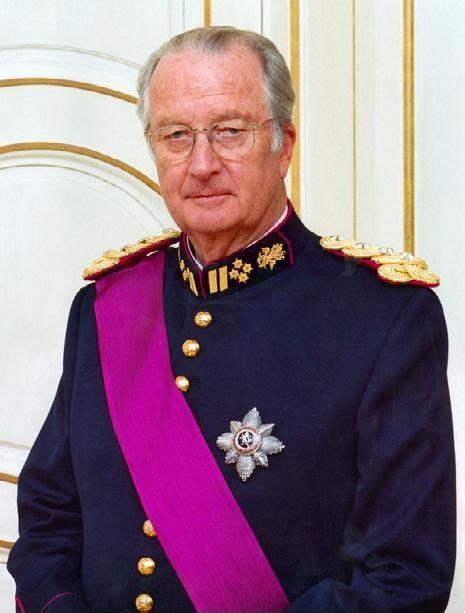 La Monarchie Belge Accueil La Famille Royale Le Roi Albert Ii