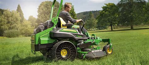 Commercial Zero Turn Ztrak Mowers John Deere Uk And Ie